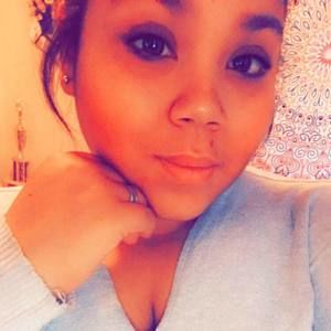 Meet your Posher, Giomaris